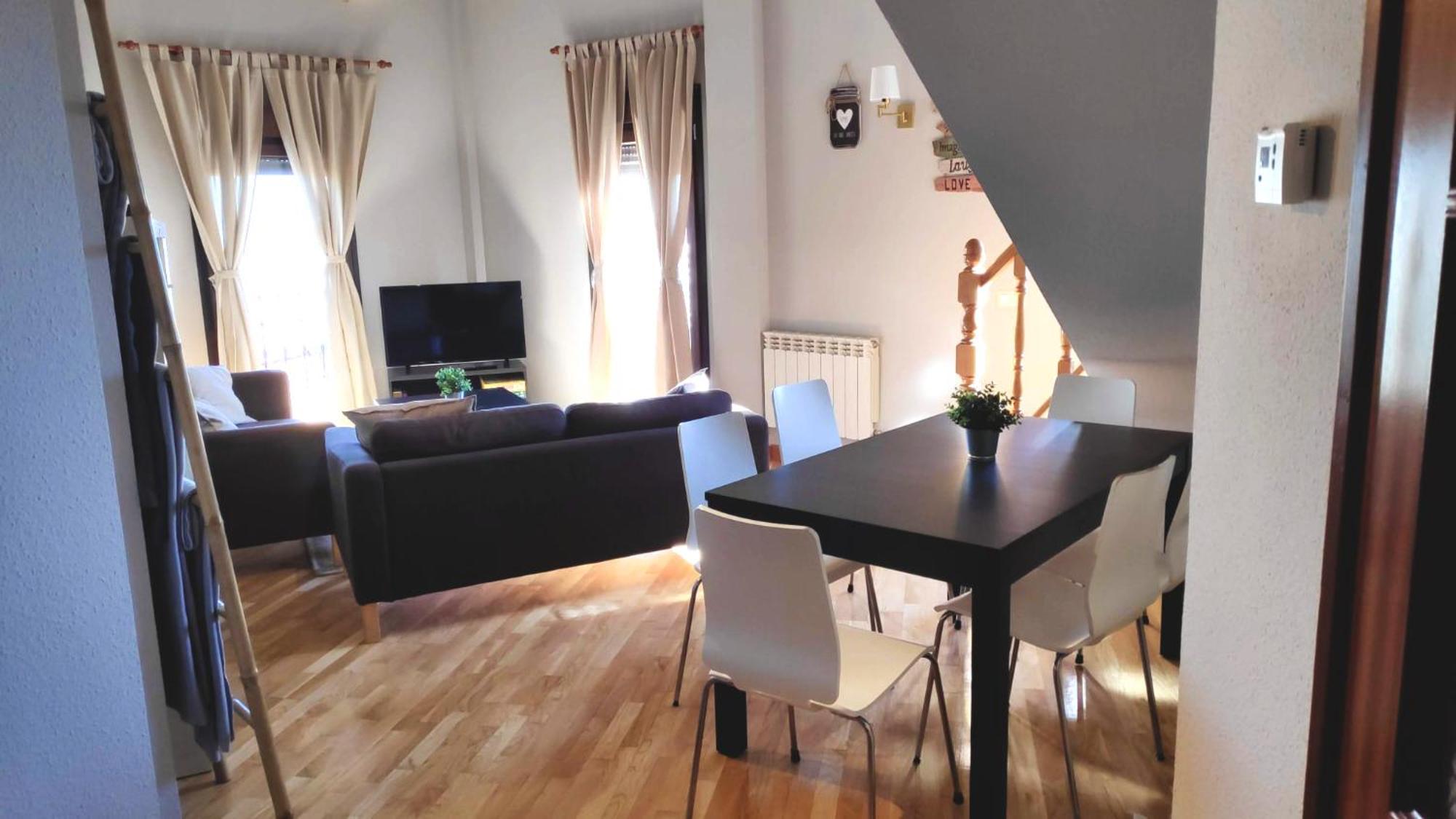 Apartamentos Go - Tordesillas House מראה חיצוני תמונה